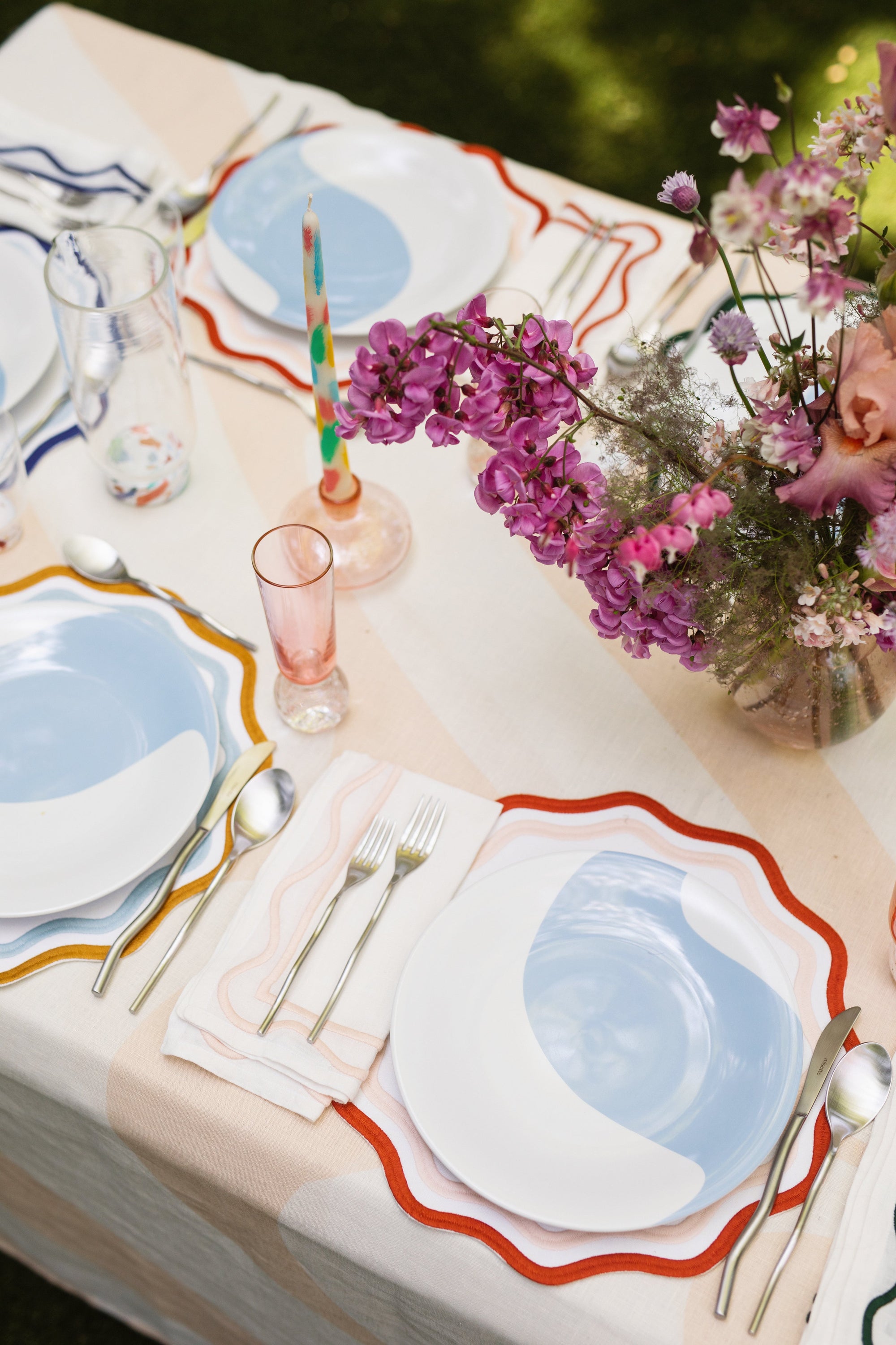 MISETTE Colorblock Embroidered Linen Placemats in Pink/Rust (Set of 4)