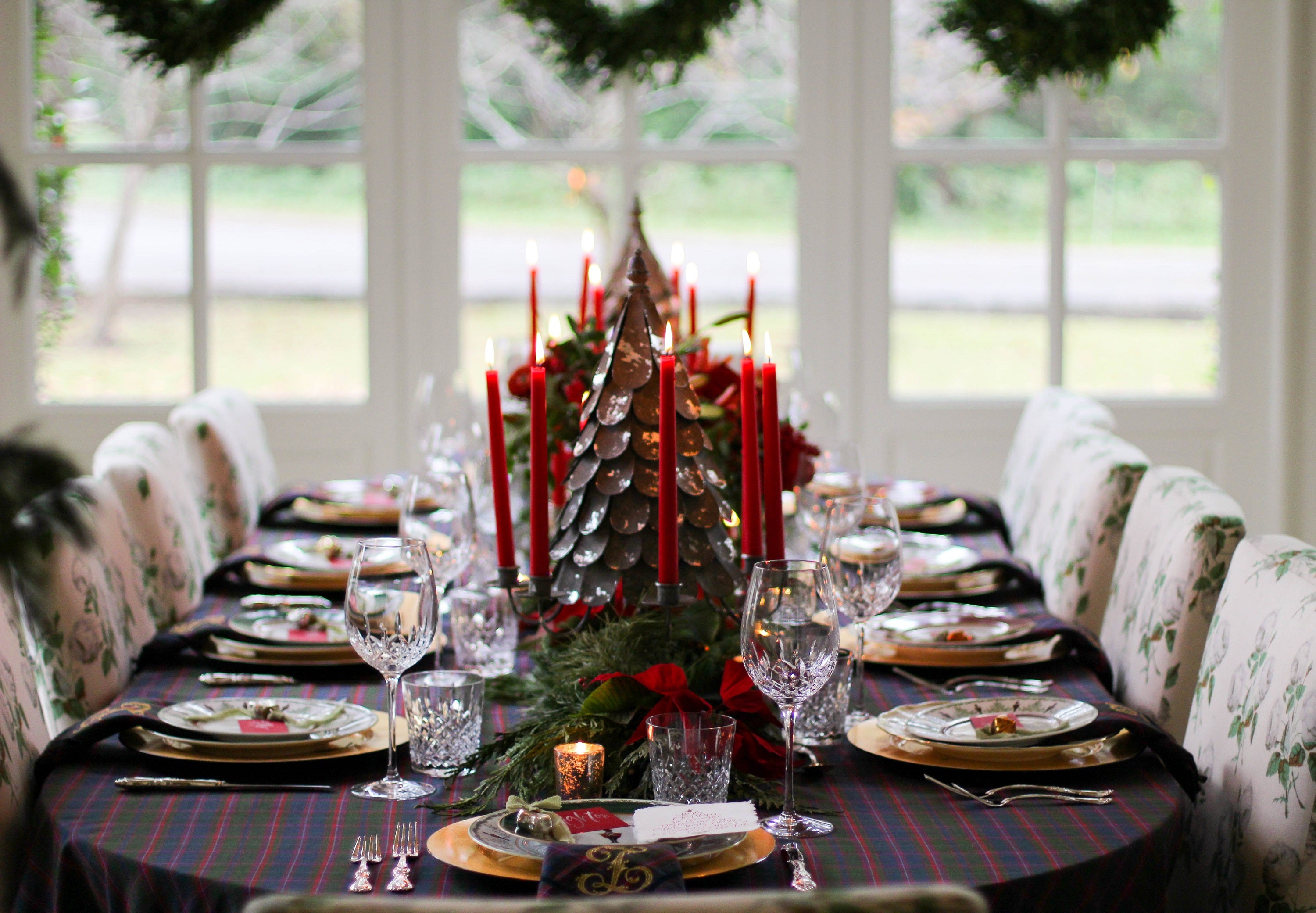 A Traditional Tartan Christmas Table with Festive Twists