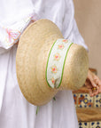 SARAH BRAY BERMUDA Fanm Mon x SBB hat ribbon - Hibiscus embroidered on peach linen