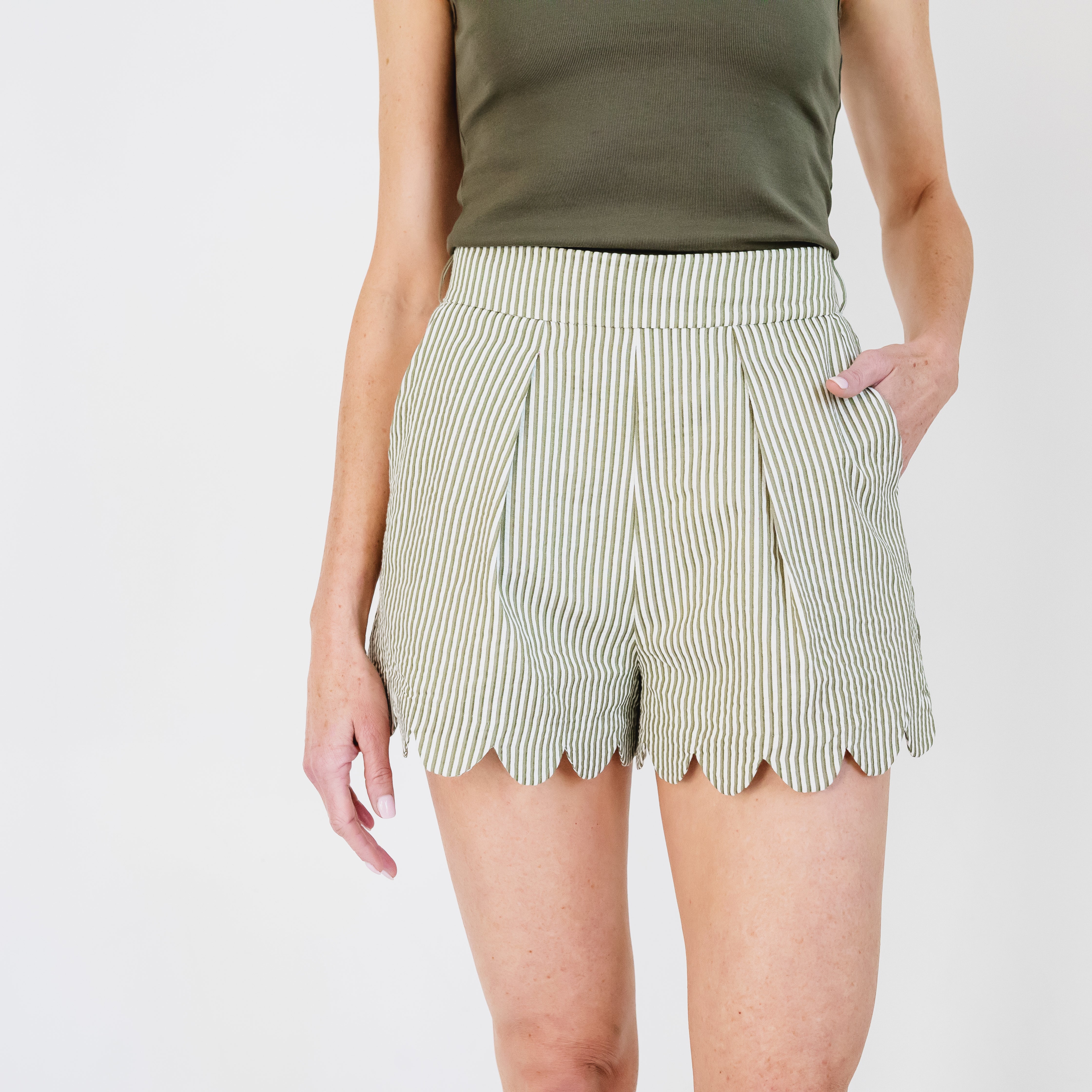 MASON&#39;S DAUGHTER Belted Scallop Shorts, Seersucker Olive &amp; Ivory