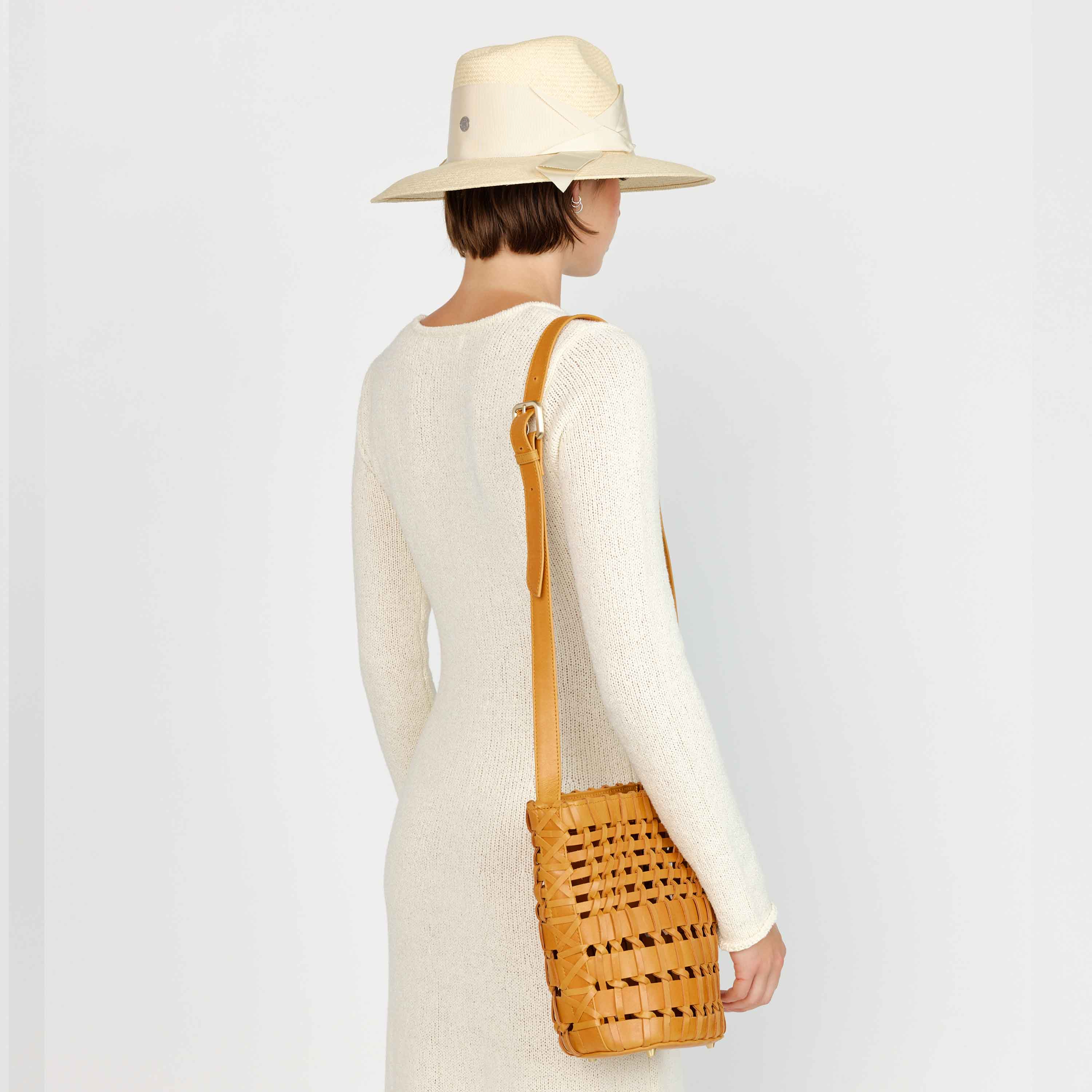 FREYA Matrix Bucket Bag, Caramel