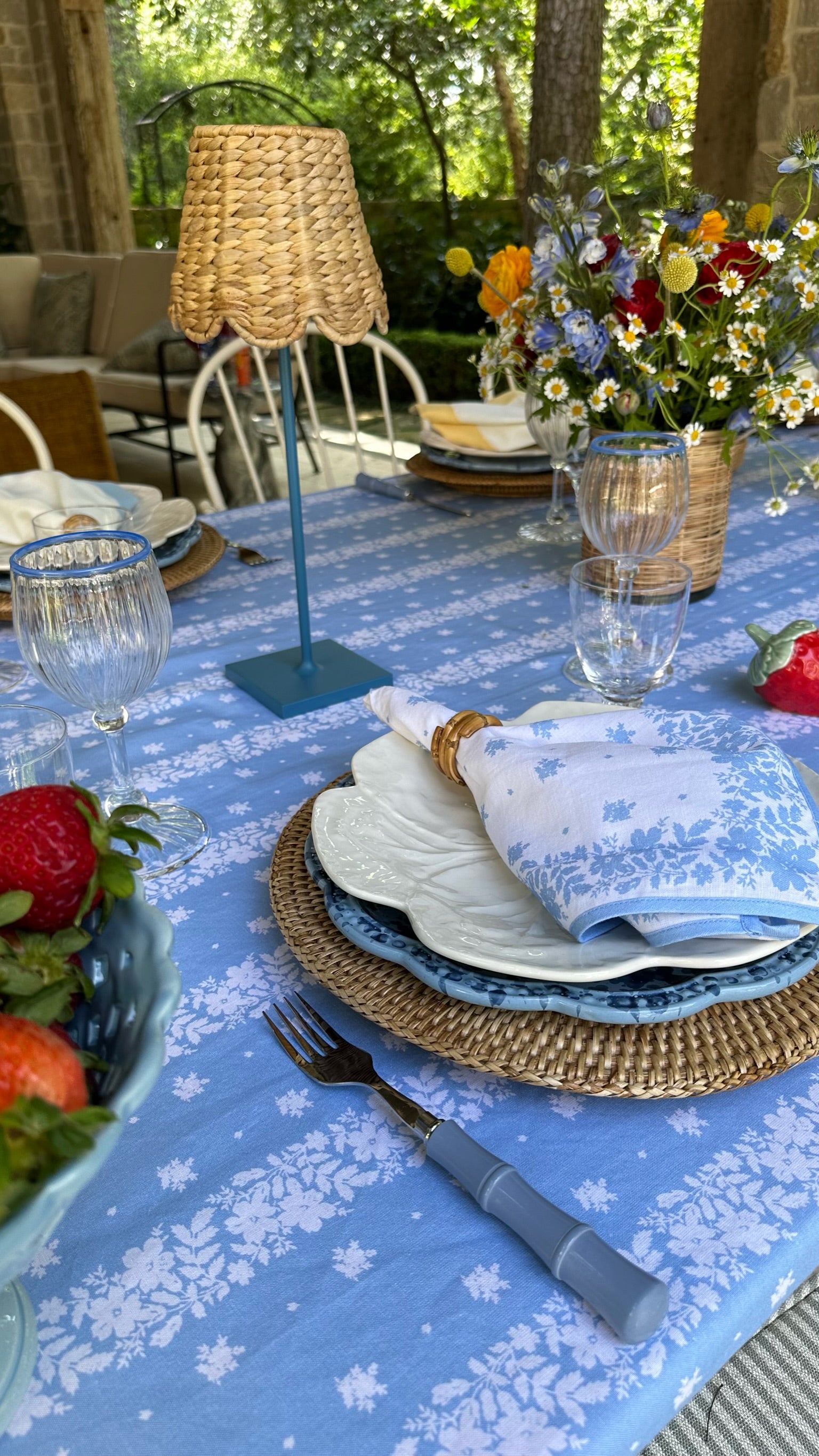 Ditsy Floral Tablecloth, Blue