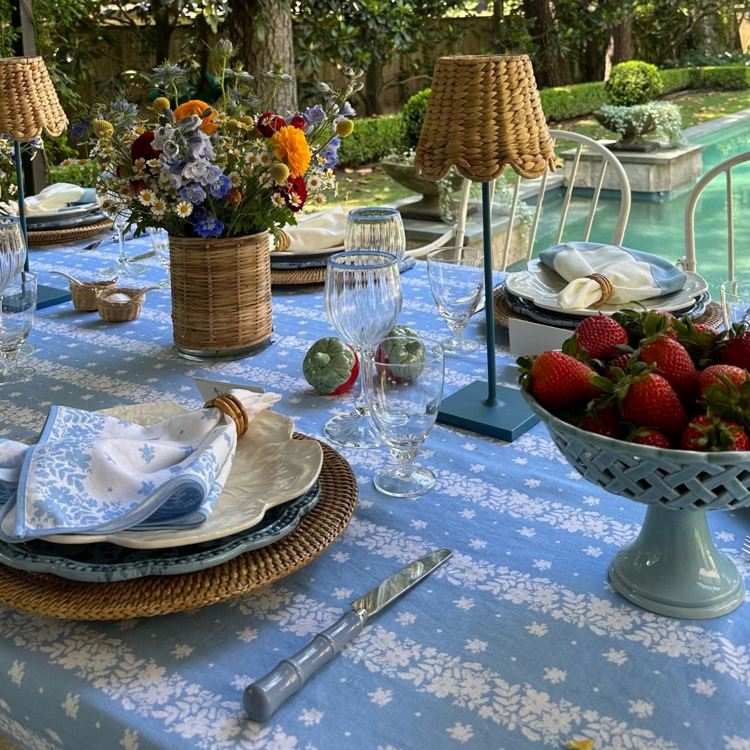 MASON'S DAUGHTER Ditsy Floral Napkin - Thumbnail 3