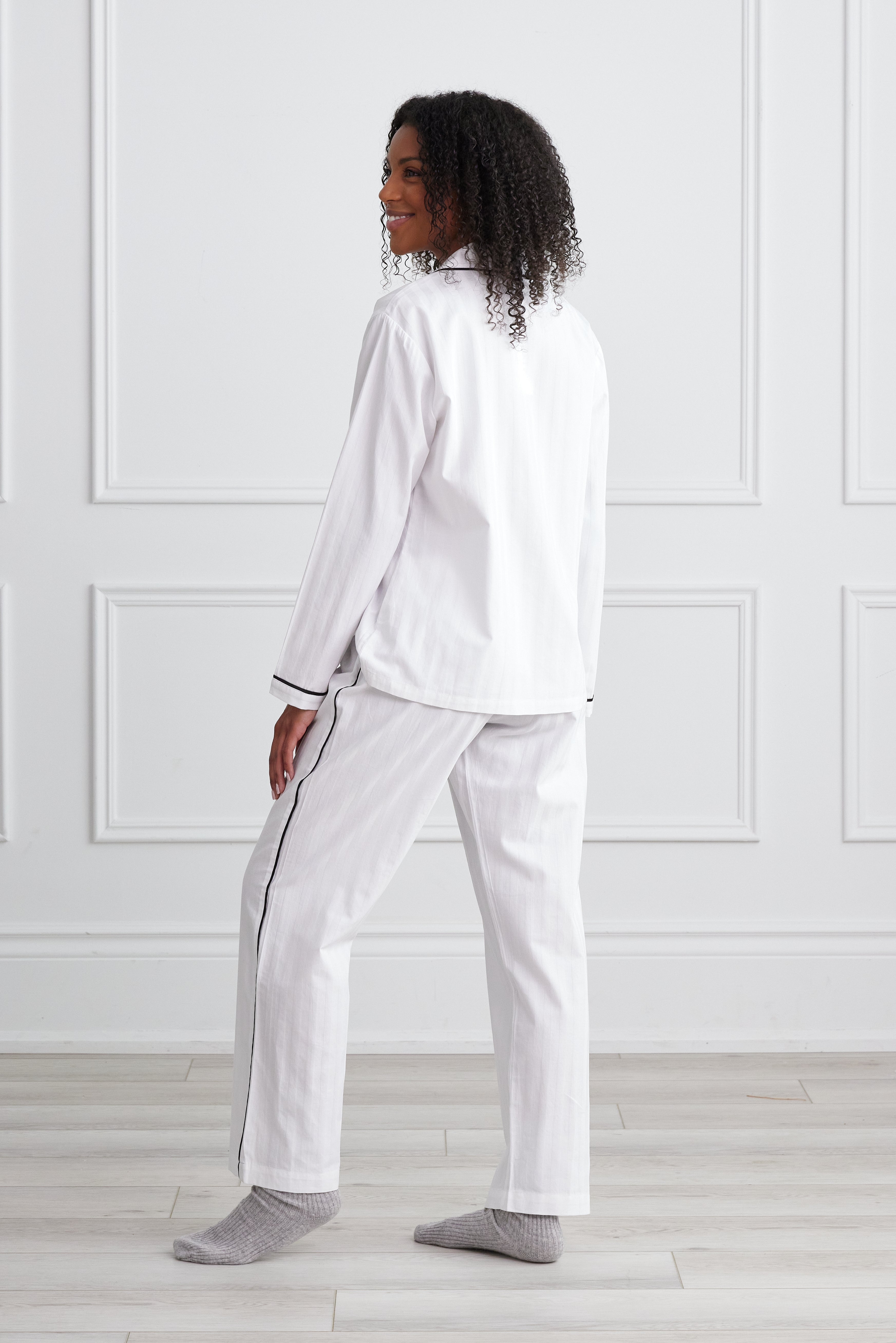 KIP Premium Cotton Pajama Set in Monochrome