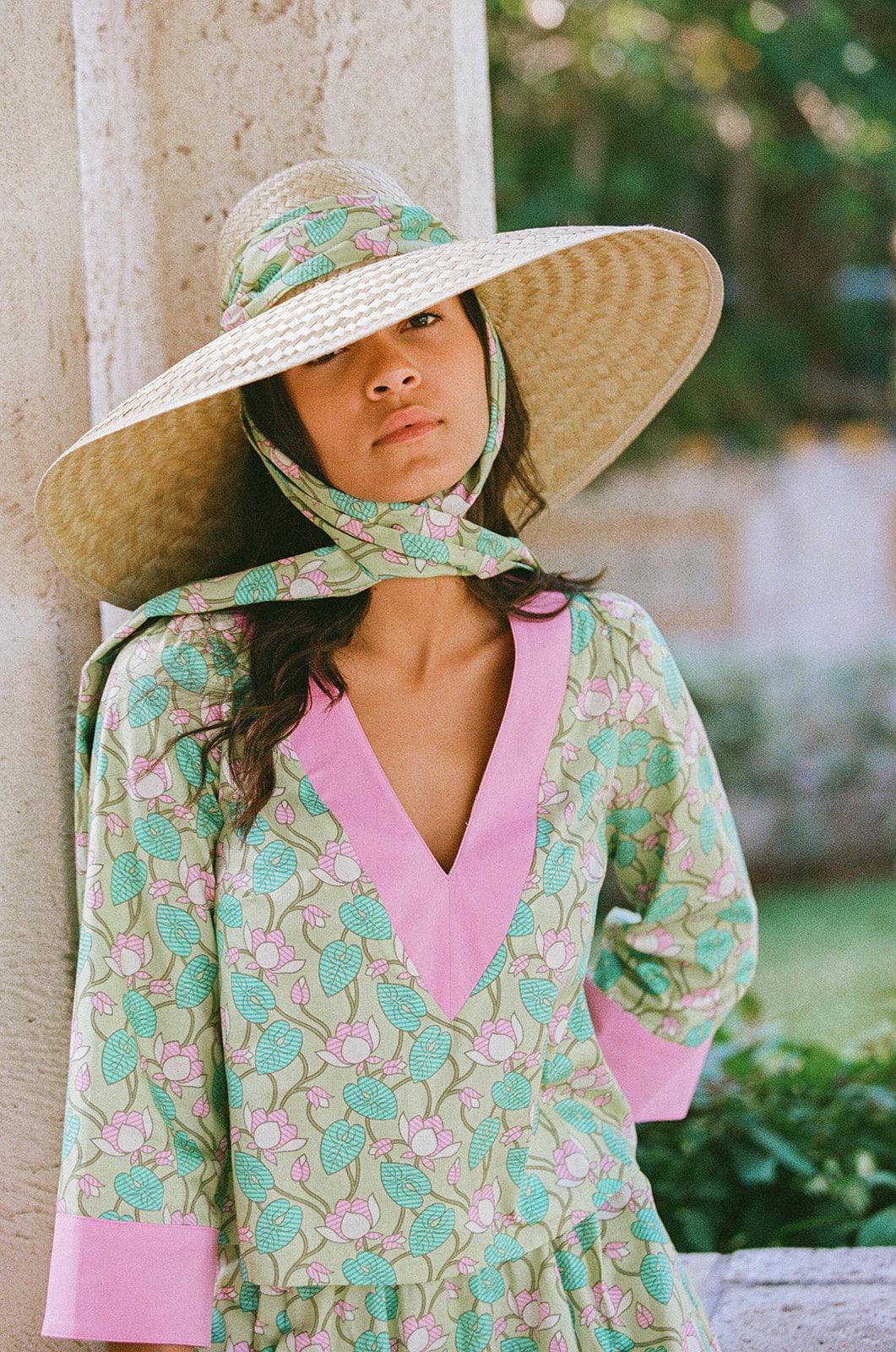 SARAH BRAY BERMUDA Geranium Sun Hat - Long &amp; Thin Olive Grosgrain Ribbon